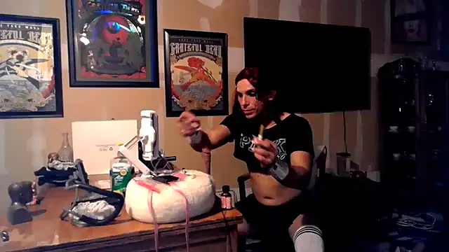 sissyvee online show from April 2026 05:08:02 AM