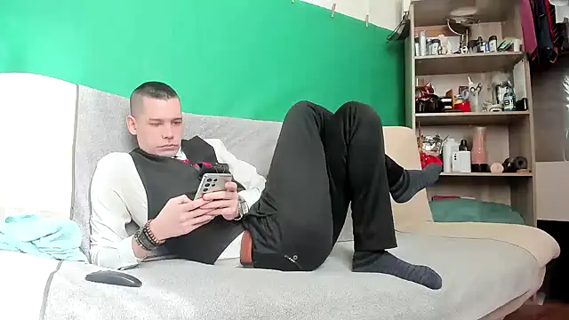 viraglaci18xh online show from March 2026 01:02:01 PM