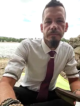 Snapshot of viraglaci18@xh chatting on July 2026 10:28:02 AM viraglaci18xh online show from July 2026 10:28:02 AM