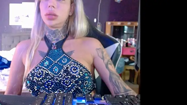 Snapshot of tatuada_sex chatting on March 2025 02:05:02 AM tatuada sex online show from March 2025 02:05:02 AM