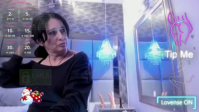 LADY HELLEN online show from November 2025 07:28:01 PM