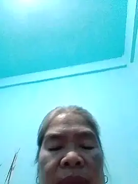 sexylizzy4u online show from March 2026 05:57:02 PM