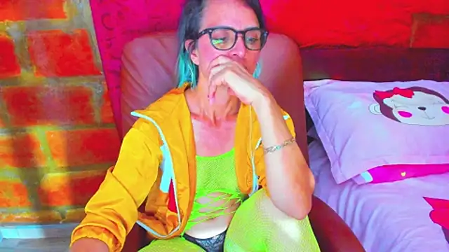 Snapshot of BrianaGarner chatting on July 2026 01:52:01 AM BrianaGarner online show from July 2026 01:52:01 AM