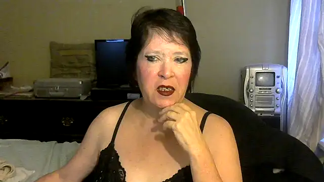 Snapshot of LavondiaStarr chatting on June 2026 01:58:02 PM LavondiaStarr online show from June 2026 01:58:02 PM