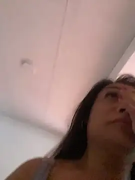 Afroditahott online show from November 2025 04:31:02 PM