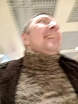 Snapshot of Pokaz2020 chatting on December 2024 04:29:02 PM Pokaz2020 online show from December 2024 04:29:02 PM