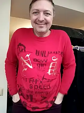 Snapshot of Pokaz2020 chatting on December 2024 08:45:02 AM Pokaz2020 online show from December 2024 08:45:02 AM