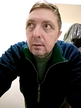 Snapshot of Pokaz2020 chatting on January 2025 08:37:02 PM Pokaz2020 online show from January 2025 08:37:02 PM