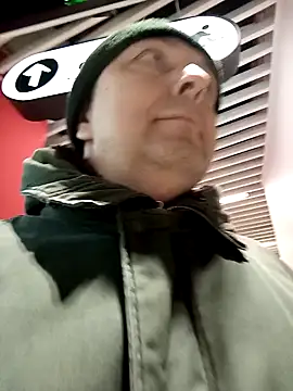 Snapshot of Pokaz2020 chatting on January 2025 05:28:02 PM Pokaz2020 online show from January 2025 05:28:02 PM