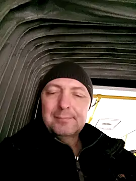 Snapshot of Pokaz2020 chatting on January 2025 11:38:02 AM Pokaz2020 online show from January 2025 11:38:02 AM