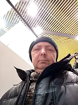 Snapshot of Pokaz2020 chatting on February 2025 06:05:01 PM Pokaz2020 online show from February 2025 06:05:01 PM