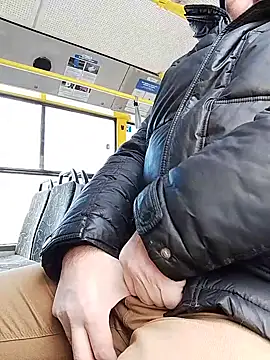 Snapshot of Pokaz2020 chatting on February 2025 09:34:02 AM Pokaz2020 online show from February 2025 09:34:02 AM