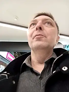 Snapshot of Pokaz2020 chatting on March 2025 05:50:02 PM Pokaz2020 online show from March 2025 05:50:02 PM