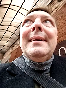 Snapshot of Pokaz2020 chatting on October 2025 07:37:02 AM Pokaz2020 online show from October 2025 07:37:02 AM