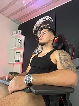 Dimitri Colleman online show from April 2026 07:03:02 PM