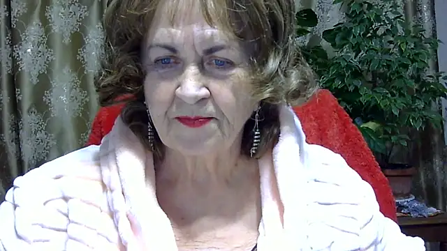 Emma52610 online show from February 2026 06:09:01 PM