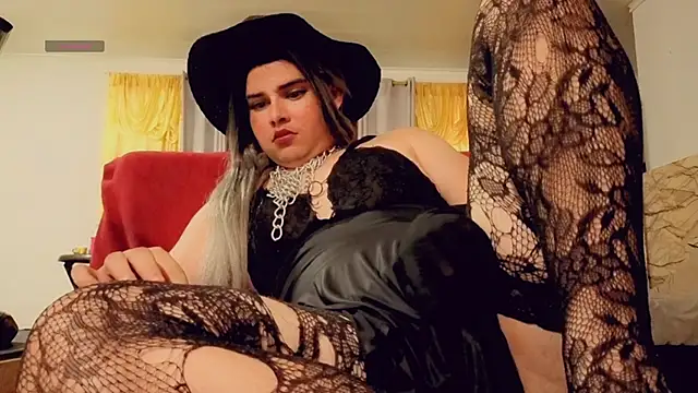 camyl93 online show from November 2025 10:20:01 PM