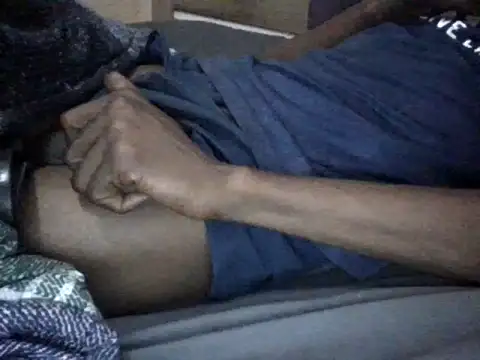 Snapshot of FiringTaurus chatting on November 2025 08:07:01 PM FiringTaurus online show from November 2025 08:07:01 PM