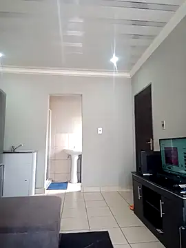 SQUITBOOTY online show from February 2025 09:09:01 AM