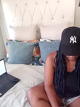 SQUITBOOTY online show from February 2026 04:50:02 AM