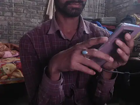 ThethunderPo online show from November 2025 07:33:02 AM