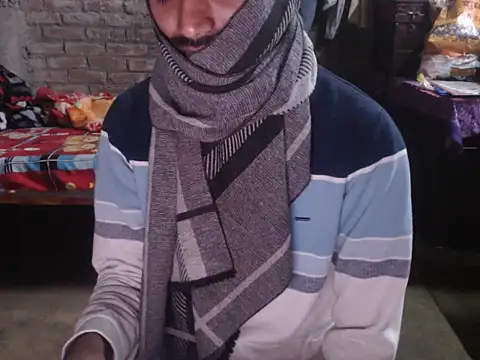 ThethunderPo online show from December 2025 04:31:02 AM