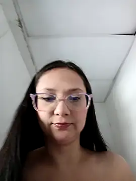 Snapshot of Camilatinass_ chatting on April 2026 12:11:02 PM Camilatinass online show from April 2026 12:11:02 PM