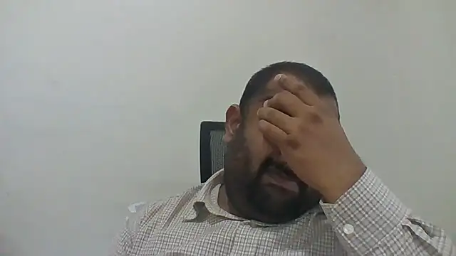Snapshot of FatCockBoySL chatting on June 2026 09:15:02 AM FatCockBoySL online show from June 2026 09:15:02 AM