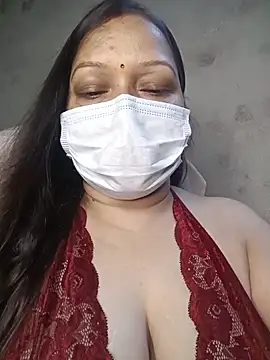 Snapshot of naughtymadam chatting on May 2026 05:48:01 AM naughtymadam online show from May 2026 05:48:01 AM