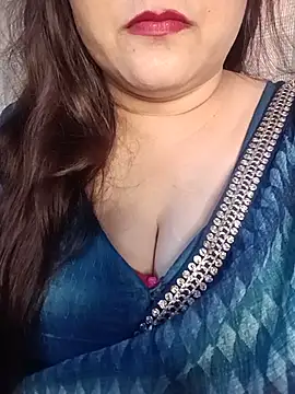 Snapshot of naughtymadam chatting on July 2026 05:23:02 AM naughtymadam online show from July 2026 05:23:02 AM