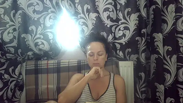 LindaStarS online show from November 2025 07:40:01 AM