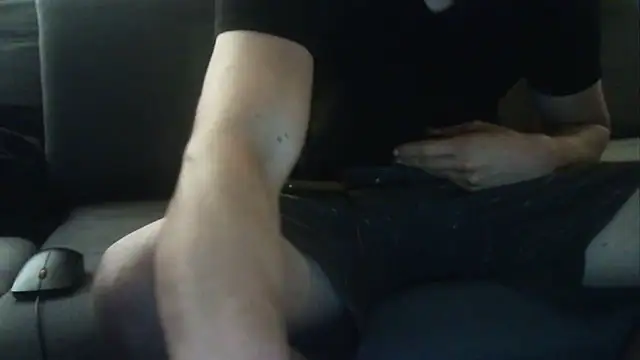 ShyGuyWannaTry online show from September 2025 03:28:01 AM