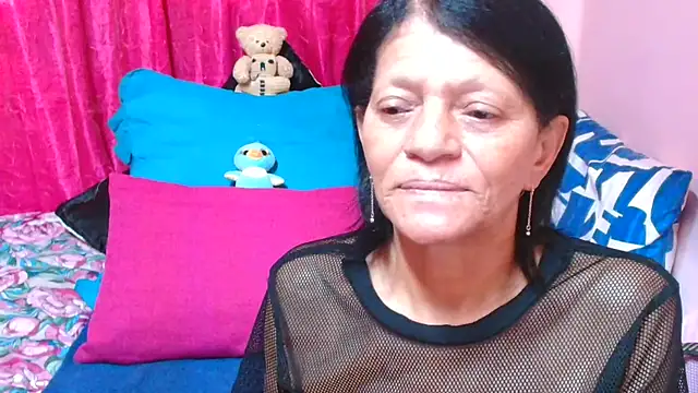 Snapshot of SLUTTYROXY chatting on February 2026 07:18:01 AM SLUTTYROXY online show from February 2026 07:18:01 AM