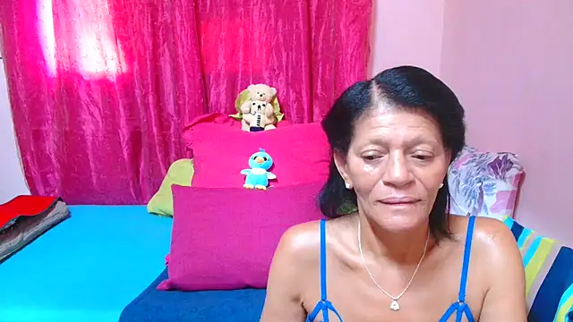 Snapshot of SLUTTYROXY chatting on February 2026 05:46:02 AM SLUTTYROXY online show from February 2026 05:46:02 AM