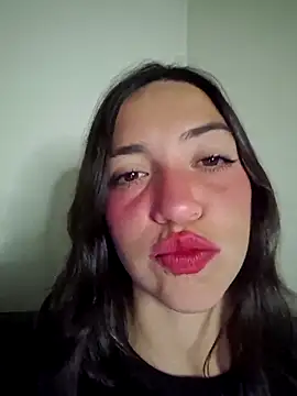 Snapshot of loveuu-bae chatting on January 2026 01:42:02 AM loveuu-bae online show from January 2026 01:42:02 AM