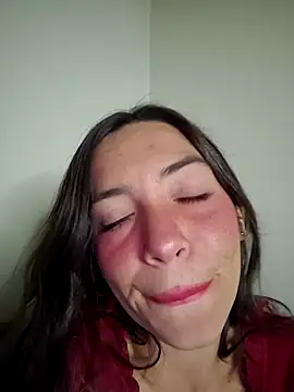 Snapshot of loveuu-bae chatting on February 2026 12:53:01 AM loveuu-bae online show from February 2026 12:53:01 AM