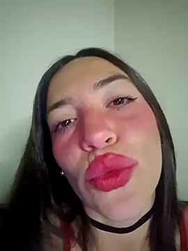 Snapshot of loveuu-bae chatting on February 2026 02:26:02 AM loveuu-bae online show from February 2026 02:26:02 AM