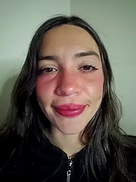 Snapshot of loveuu-bae chatting on February 2026 12:40:01 AM loveuu-bae online show from February 2026 12:40:01 AM