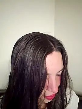 Snapshot of loveuu-bae chatting on February 2026 02:32:01 AM loveuu-bae online show from February 2026 02:32:01 AM