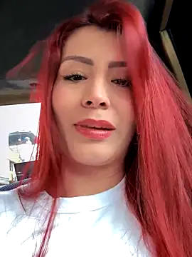 LINDA PATTY94 online show from October 2025 08:43:02 PM