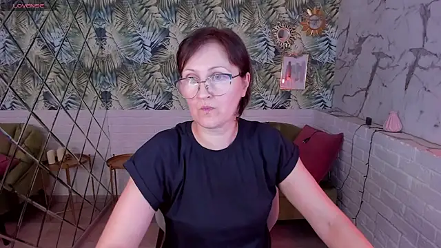 Paris Cherry online show from January 2025 11:20:01 PM