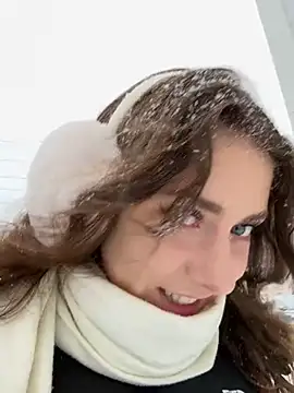 MariiD online show from December 2024 09:57:02 AM