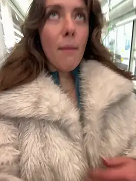 MariiD online show from March 2025 07:16:01 AM