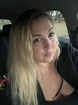 Anna Alexa online show from March 2025 04:13:02 PM