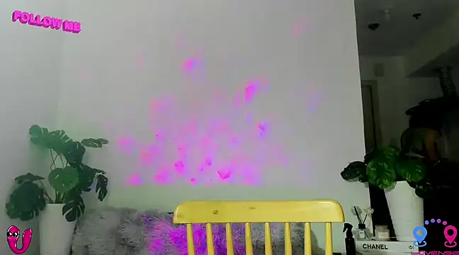 Snapshot of hottycrishina chatting on January 2025 09:23:02 AM hottycrishina online show from January 2025 09:23:02 AM