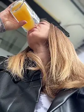 AnastasiaAniess online show from November 2025 11:01:02 AM