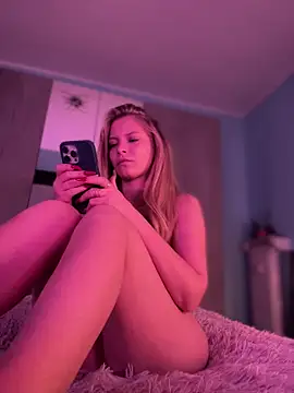 Snapshot of AnastasiaAniess chatting on January 2026 07:17:01 PM AnastasiaAniess online show from January 2026 07:17:01 PM