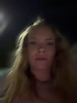 AnastasiaAniess online show from April 2026 07:17:02 PM