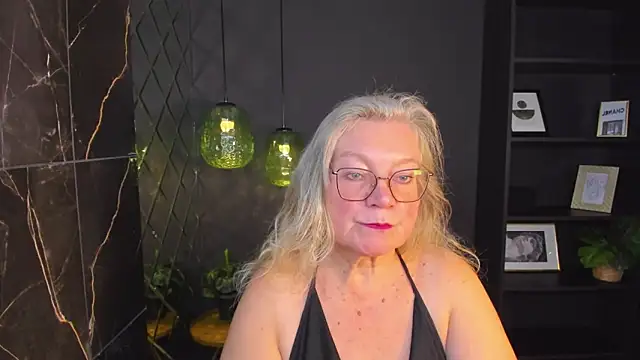 NataliMellow online show from October 2025 01:22:02 PM