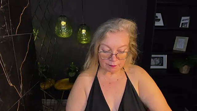 NataliMellow online show from November 2025 01:21:02 PM